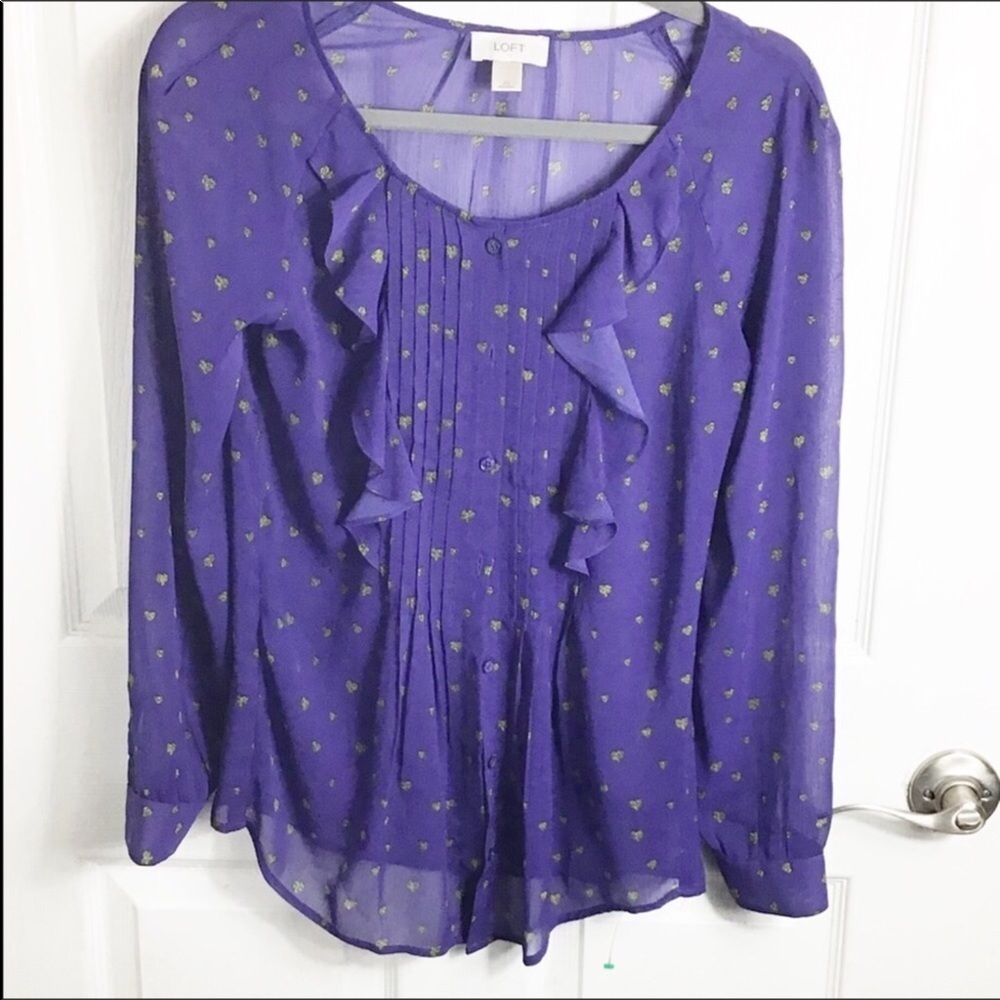 3/25$🌈 Loft Semi Sheer Gold Hearts Blouse